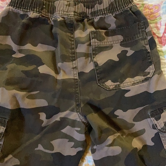 Boys khaki pants. - Picture 5 of 5